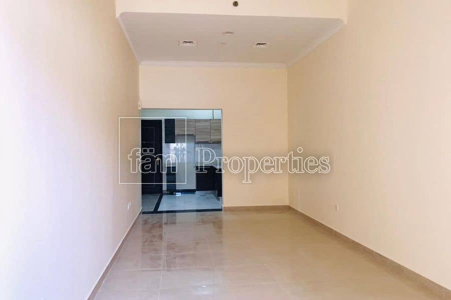 Large Spacious| Big Terrace| Chiller Free| Vacant