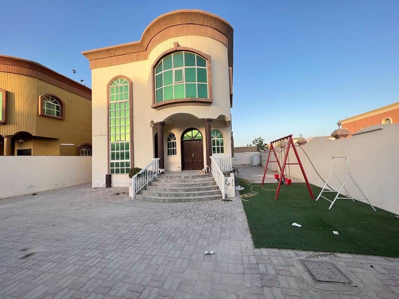 VILLA AVAILABLE FOR RENT 5 BEDROOMS WITH MAJLIS HALL IN AL RAWDA 3 AJMAN 55,000/- AED YEARLY