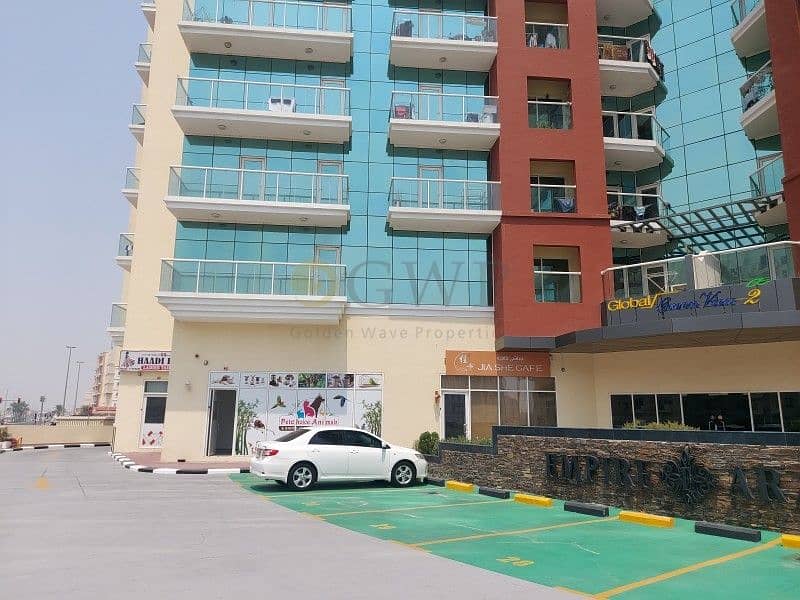 3 Shops Together - Rented AED 86,000 - 3 Covered Parking -  CBD