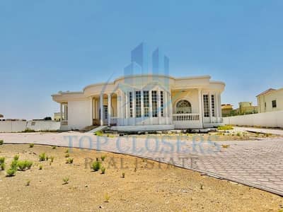 4 Bedroom Villa for Rent in Al Marakhaniya, Al Ain - Spacious & Bright | Huge Yard | Ideal Location