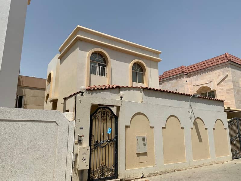 Villa for sale in Sharjah - sharqan area