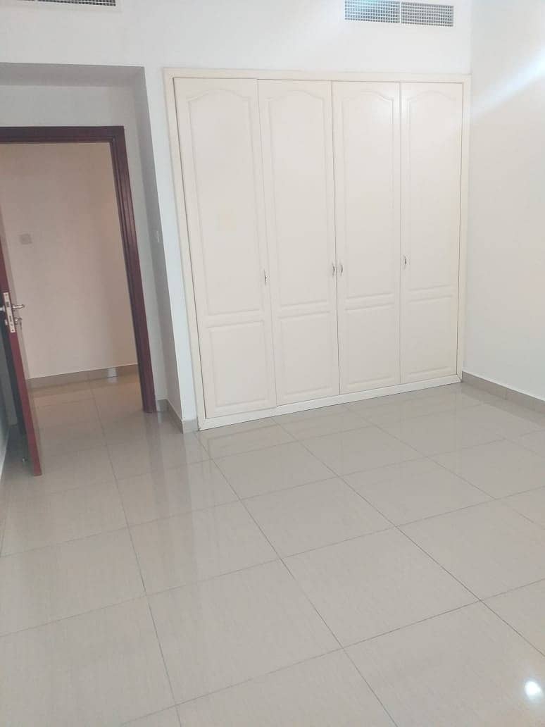 Квартира в Бур Дубай，Аль Манкул，Здание Роуз 1, 2 cпальни, 85000 AED - 4327927