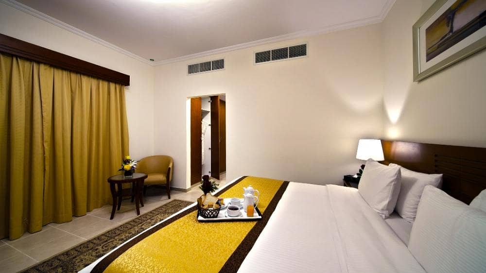 位于迪拜湾，阿尔曼霍尔街区，玫瑰花园酒店式公寓 1 卧室的酒店式公寓 100000 AED - 4221931