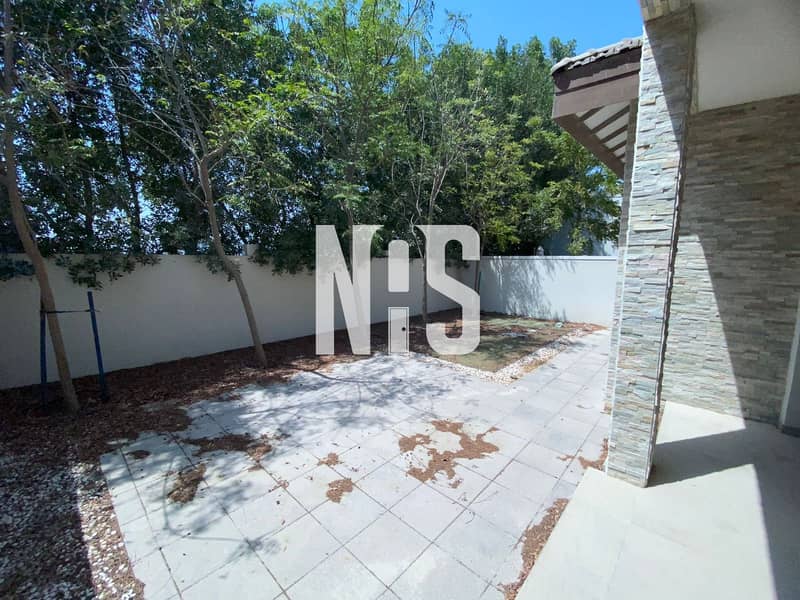 Ready to Move in | 3 BR Master Villa with Garden.