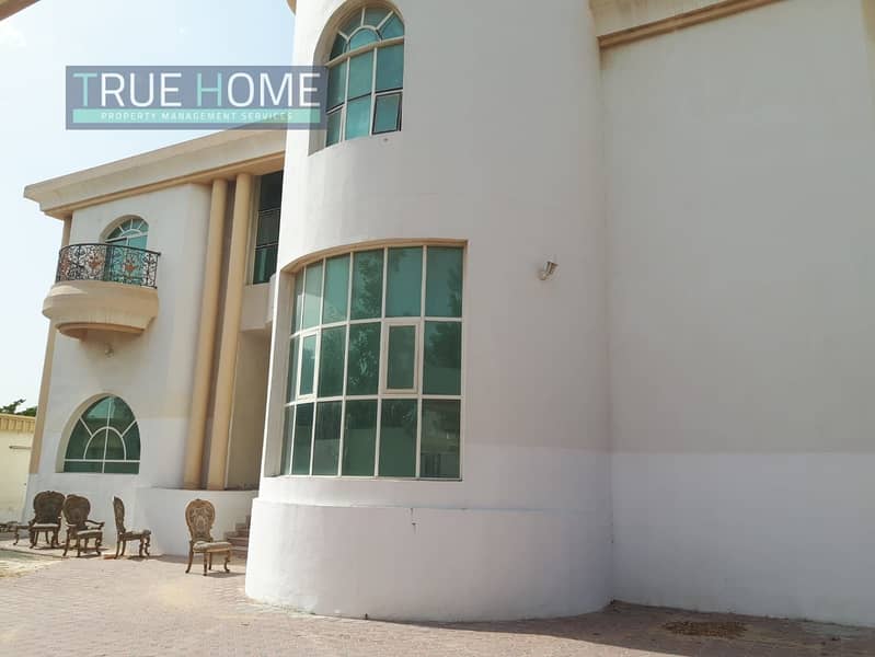 Independent Villa For Sale in Muwafja - Sharjah