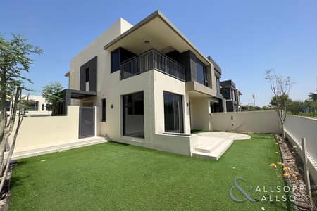 5 Bedroom Villa for Rent in Dubai Hills Estate, Dubai - Available Now | 5 Bedroom | Landscaped