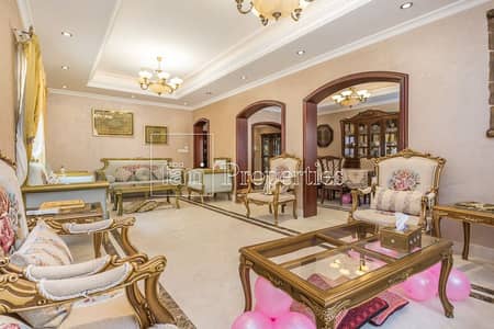 5 Bedroom Villa for Sale in The Meadows, Dubai - Exclusive I Vacant I 5BR+Maids I Park View