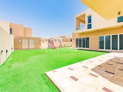 5 Bedroom Villa for Sale in Dubai Waterfront, Dubai - Spacious Villa | Huge Garden | Well Maintained