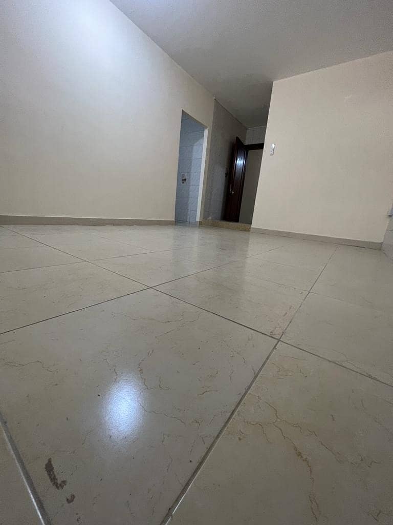 Studio in Al Khalidiyah with free water electricity & maintenance yearly or monthly contract :