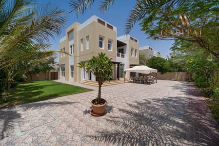 3 Bedroom Villa for Sale in Mudon, Dubai - Prime 3 Beds + Maid / Type A King-sized compound