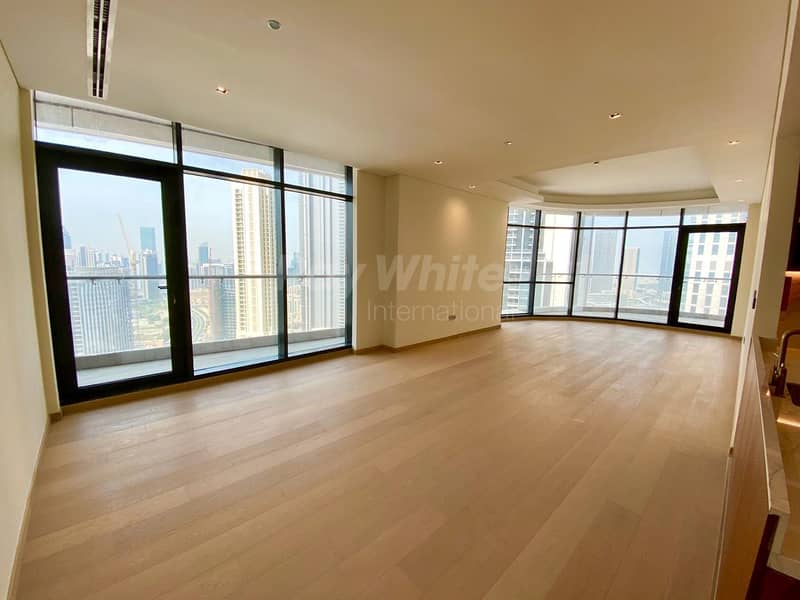 Bright 2 Bedroom Apartment | Next to Dubai Mall