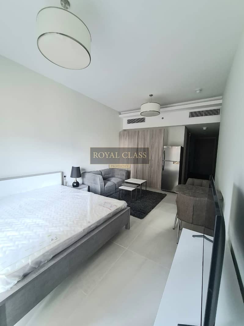 FULLY FURNISHED STUDIO | WITH BALCONY | 12 CHQKS