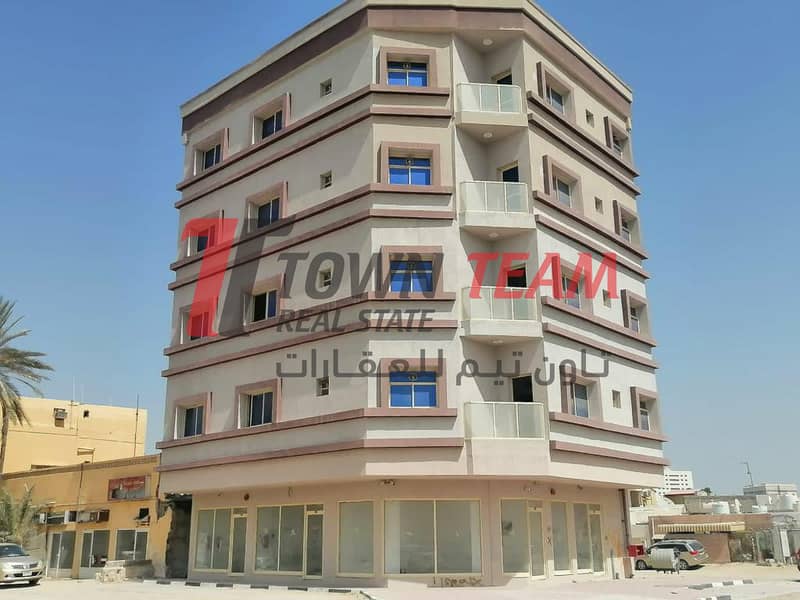 Building for sale in Liwara area near the Corniche