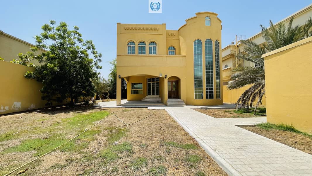 Beautiful 4BHK With Huge Garden Villa In Al_Yash