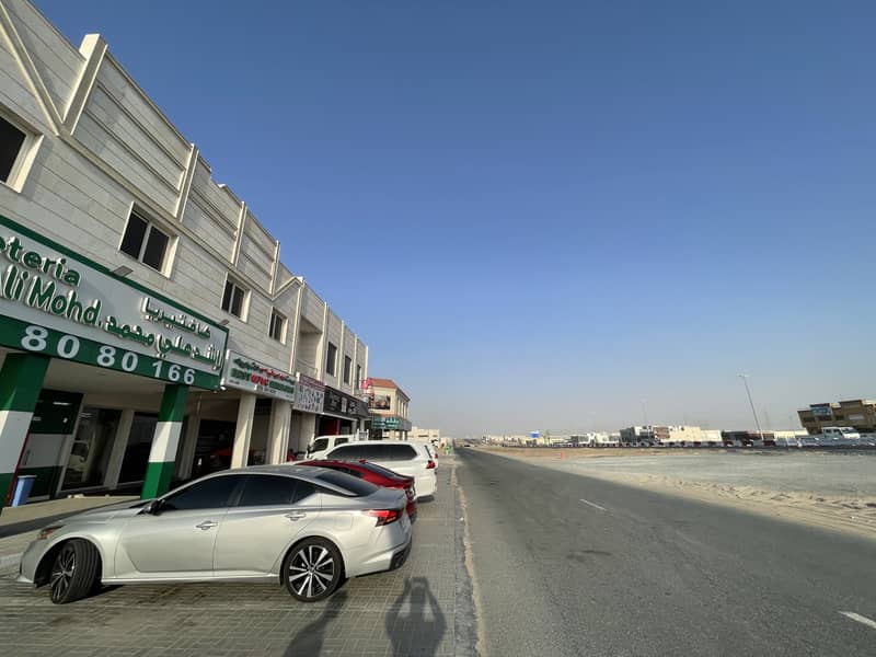 Ready shop for business RENT:80,000 AED area 850 sqft