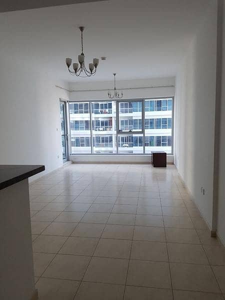 1 Bedroom For Rent In Skycourts Tower A