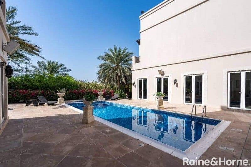 Vacant |Best Price Villa| 6 Bedrooms |Pool