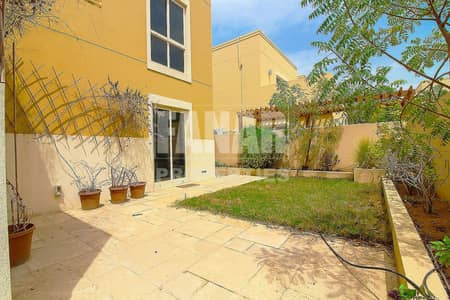 3 Bedroom Villa for Sale in Al Raha Gardens, Abu Dhabi - Hot Deal | Garden| Terrace| Maids Room | Rented