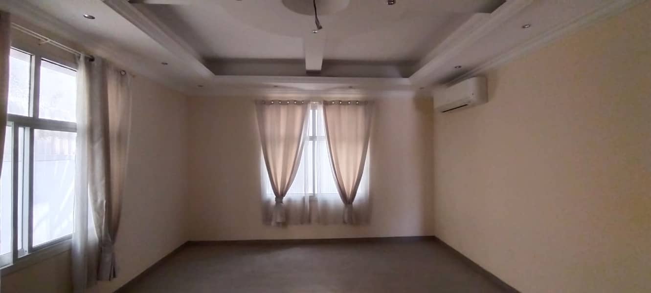For sale villa in Ajman, Al Hamidiya area, with electricity and water