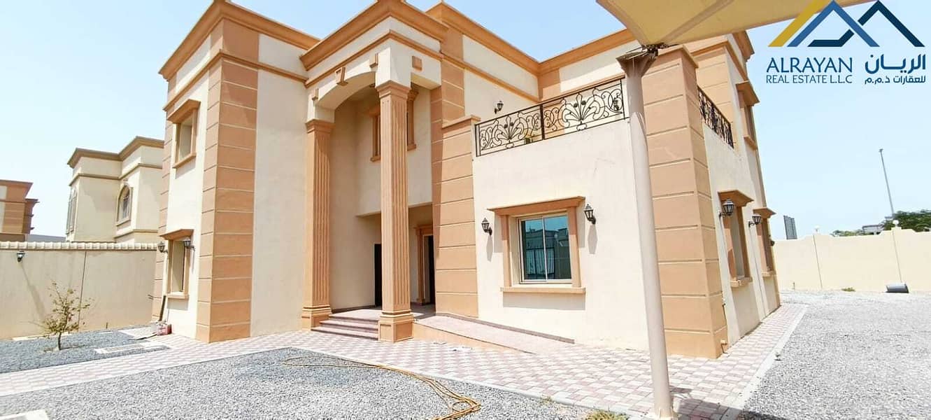 For rent a European-designed villa in Al Raqeeb, a stone facade, one of the finest personal finishes, of high quality, citizen electricity