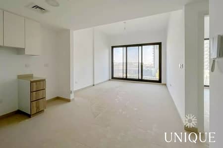 فلیٹ 1 غرفة نوم للبيع في تاون سكوير، دبي - شقة في شقق أونا تاون سكوير 1 غرف 600000 درهم - 6020891