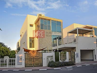 5 Bedroom Villa for Sale in Al Sufouh, Dubai - Upgraded |Luxury Villa | Private Garden and Pool