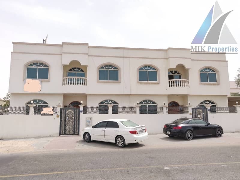 Вилла в Мирдиф, 5 спален, 130000 AED - 5118720