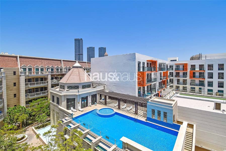 Top Floor | Pool View | Immaculate Condition