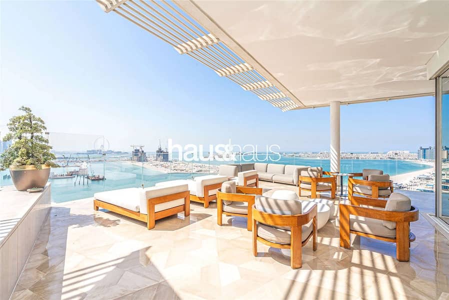 VACANT  | Top floor Penthouse with Private Pool