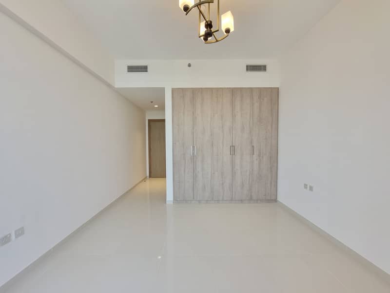 Квартира в Шейх Зайед Роуд, 2 cпальни, 110000 AED - 5829516