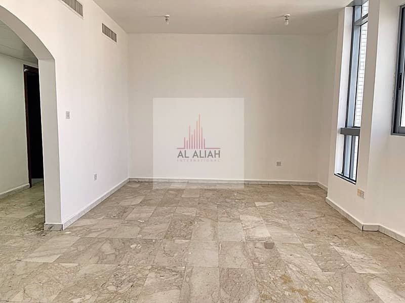 Квартира в улица Аль Наджда, 2 cпальни, 46000 AED - 6006037