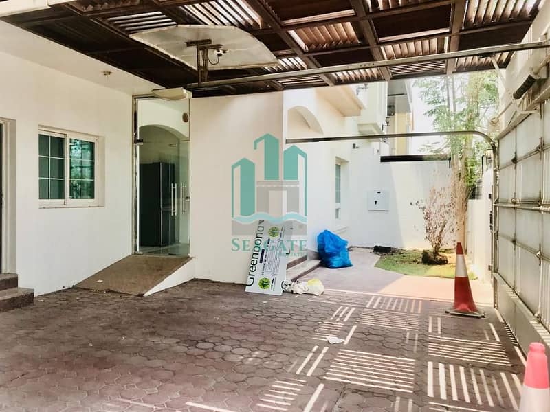 Spacious 5 bedroom commercial villa on Al Wasl Road