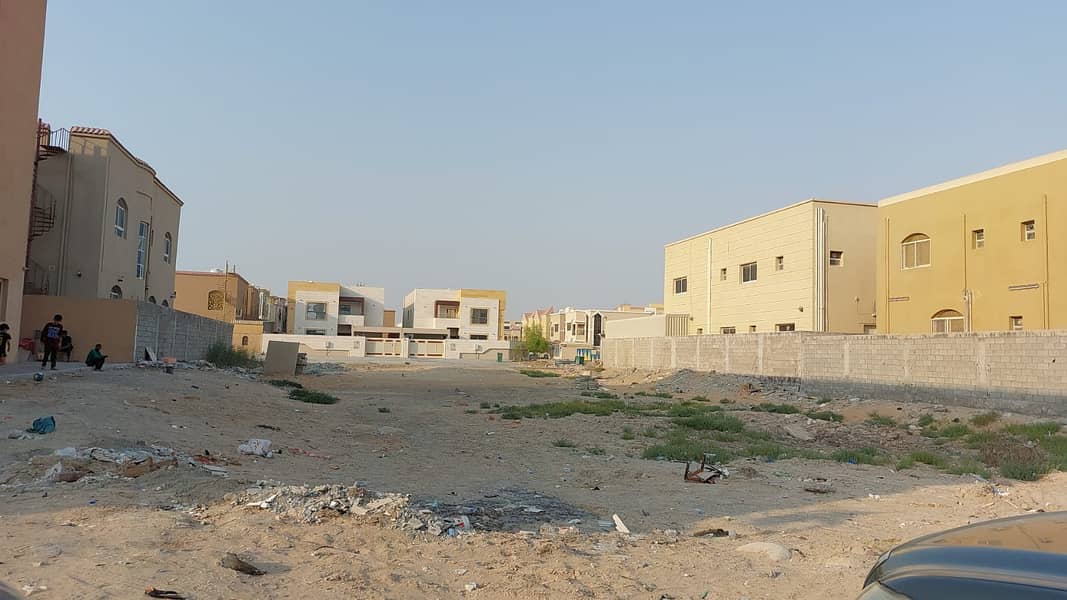 For sale residential commercial land Al Mowaihat, land permit, and 10 thousand feet