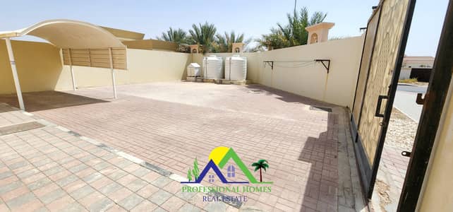 Spacious 4 Brs Villa with private Yard