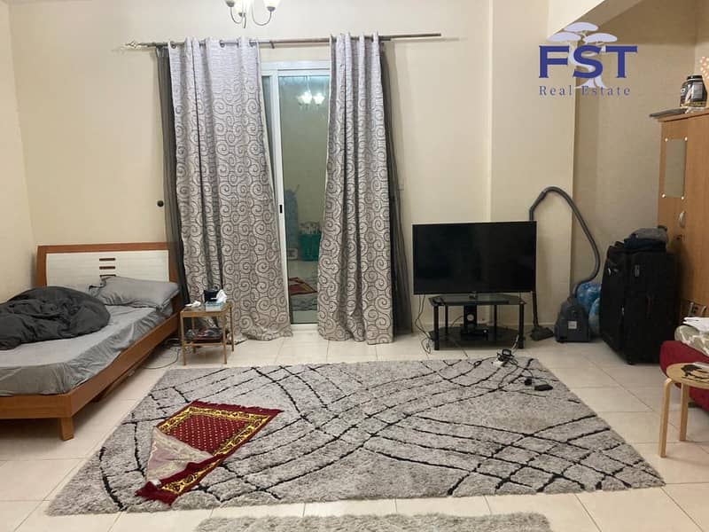 LARGE STUDIO IN EMIRATES CLUSTER FOR RENT