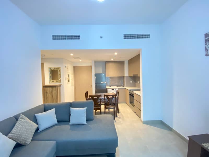 Lux Property | 1 BR Furnished Unit | Parking Free | Lux Amenities