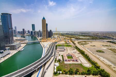 1 Bedroom Apartment for Rent in Business Bay, Dubai - Canal View | Fitted Kitchen | Prime Location