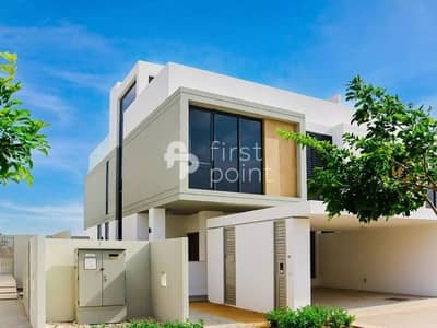 Private Villa | Private Garden | Spacious | Modern