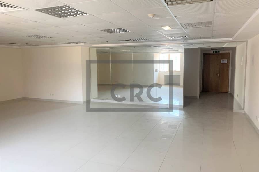 位于朱美拉湖塔 (JLT)，JLT T区，财富行政大楼 的写字楼 750000 AED - 6028926