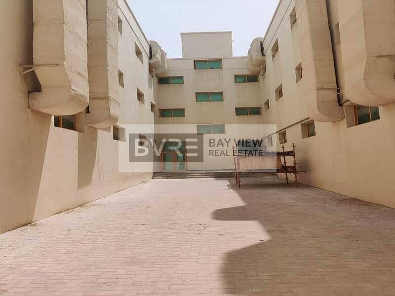 سكن عمال في محيصنة 2،محيصنة 12000000 درهم - 6028951