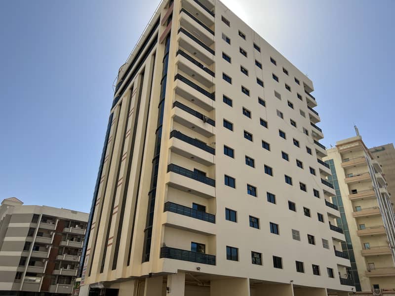 Здание в Аль Румайла, 23000001 AED - 6029741