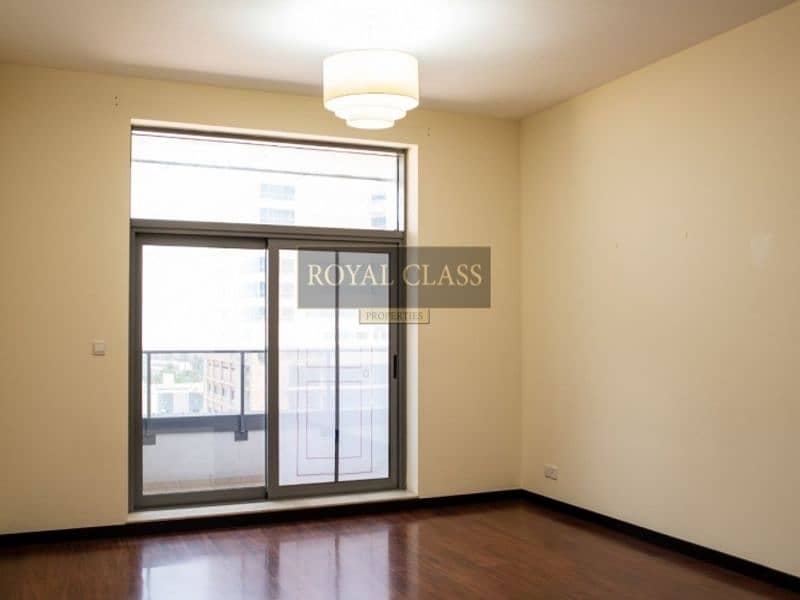 With Maids and Laundry rooms | Best building in JLT | Bright and spacious apartment