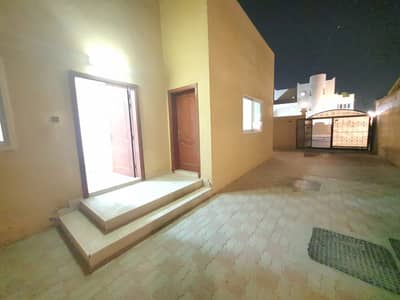 Lavish 3 Bedroom Hall Majlis Villa for Rent in MBZ