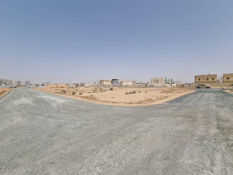 For sale 5 residential lands in Al-Yasmeen, on the asphalt streets directly behind Al-Hamidiyah Park
