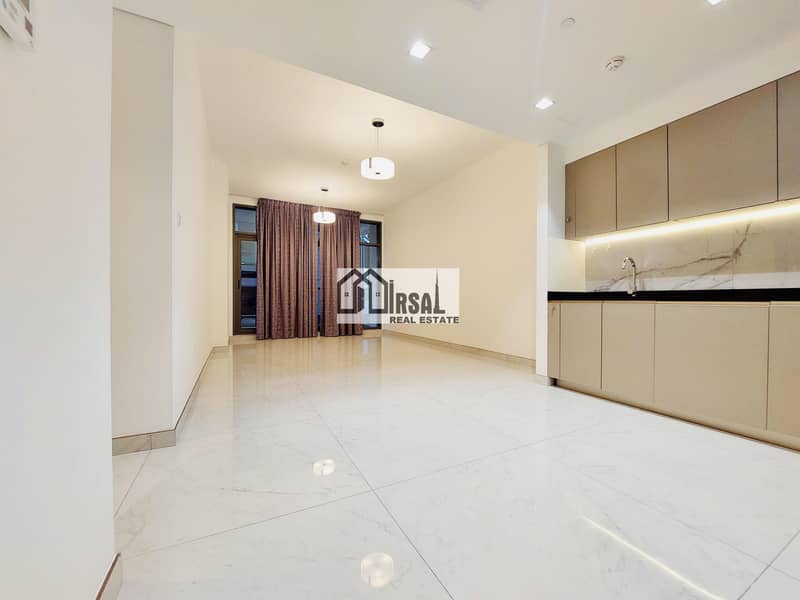 Water View | Marvellous 2B/R Apartment Just in 85K