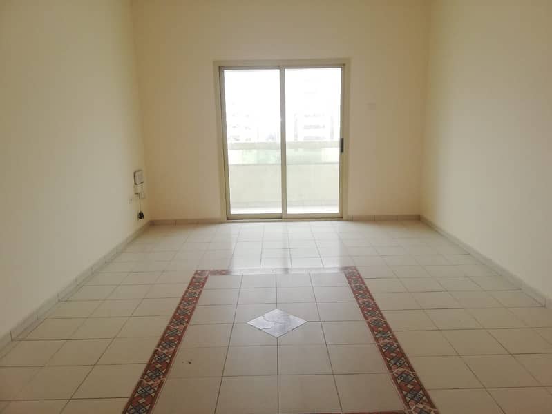 BIG OFFER !! 45 DAYS FREE !! HUGE 2 BEDROOM HALL WITH BALCONY + CLOSE HALL + WARDROBE ONLY 22K