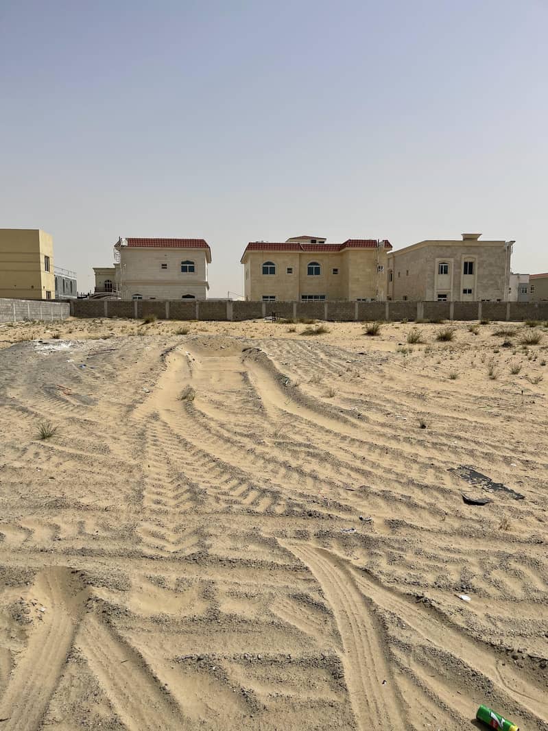 位于或诗街区 的住宅地块 1600000 AED - 5931604