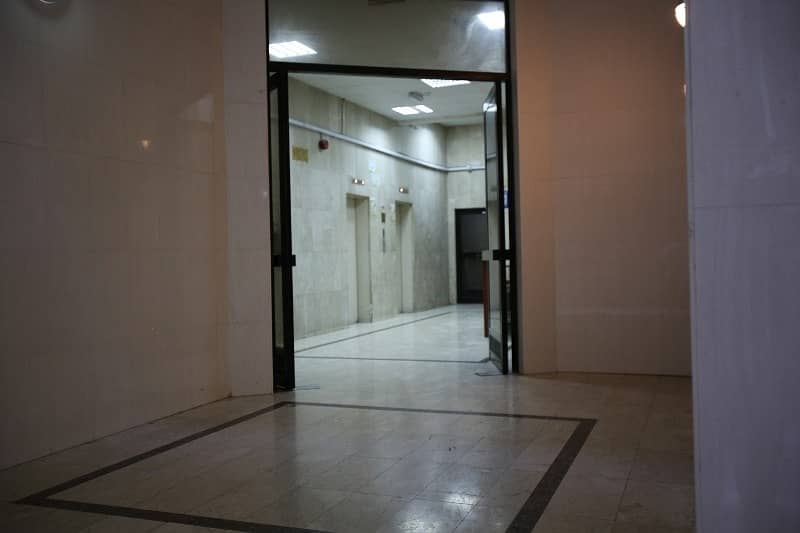 شقة في شارع خالد بن الوليد،بر دبي 3 غرف 60000 درهم - 4433075