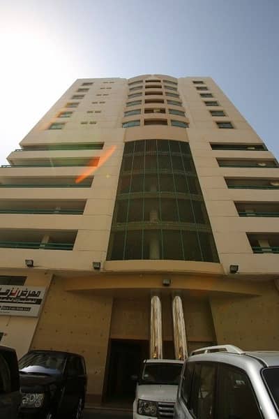 فلیٹ 1 غرفة نوم للايجار في أبو شغارة، الشارقة - شقة في أبو شغارة 1 غرف 25000 درهم - 5937369