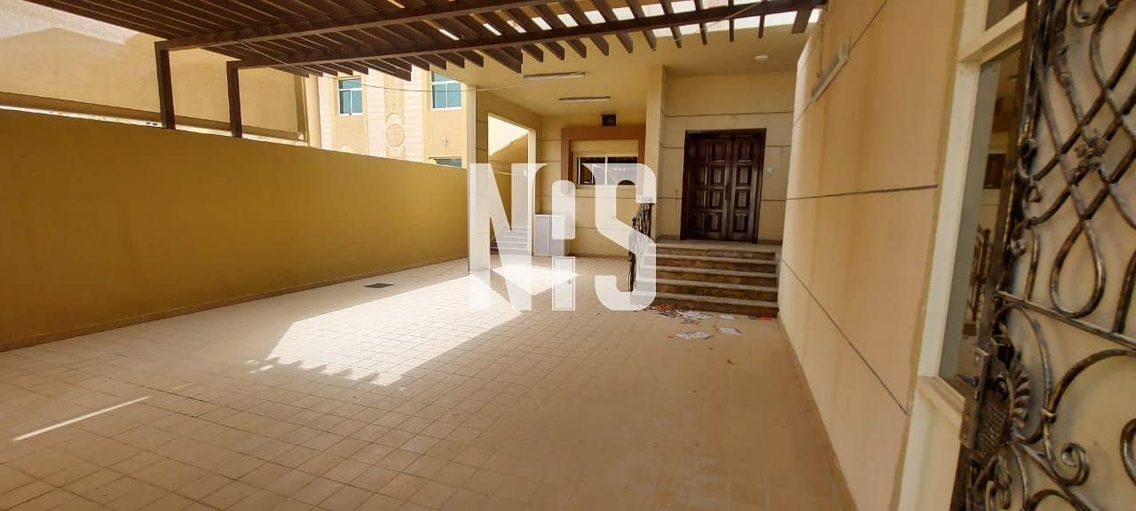 Well Maintained & Spacious  Villa